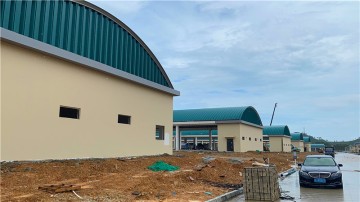 广东汕尾车库拱形屋顶工程案例